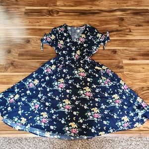 Gap - Floral Dress Size Medium